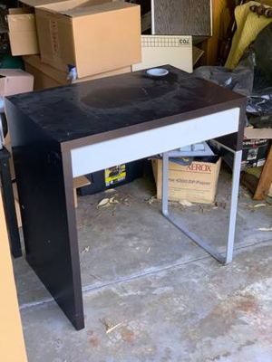 FREE IKEA white/black desk, good condition - FREE - $0 3
