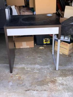 FREE IKEA white/black desk, good condition - FREE - $0 2