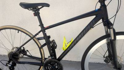 Crosstrail A1 bike good condition 1