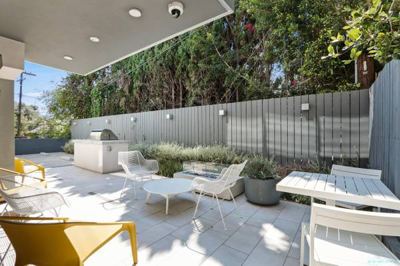 Central A/C and Heat ^ Furnished Co-living Near UCLA ^ Patio/Balcony 2