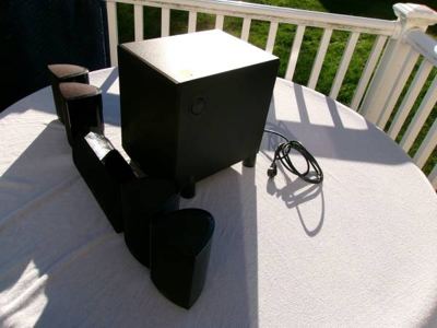Definitive Technology ProCinema 600 5.1 Speaker System w Subwoofer 2