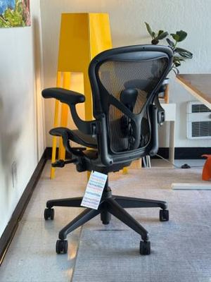 Herman Miller Aeron Remastered Size A Office Chair Fully Loaded W/ Posture Fit * 1