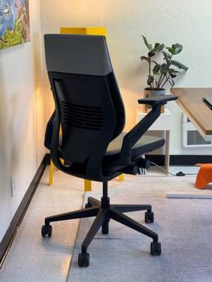 Steelcase Gesture Office Chair (Orig $2500) 1
