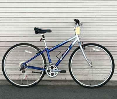 Giant Cypress Comfort Hybrid • 14.5" XS Frame • 21-Speed 1