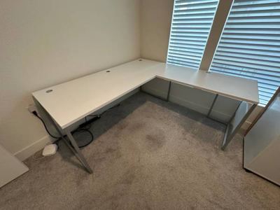L-shaped Hybrid Steel Writing Desk (White) 1