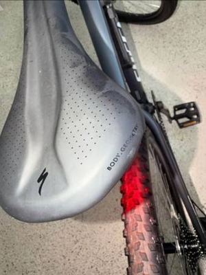 Special Specialized Rockhopper Mountain Bike 3