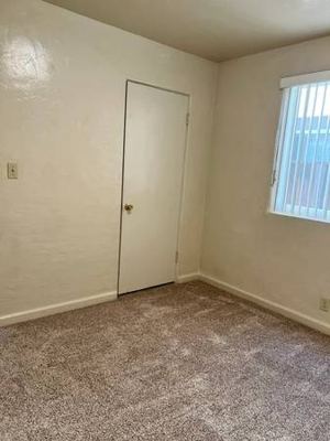 Beautiful Apartment With New Carpet For Rent 2