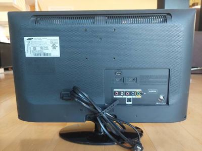 Samsung 22" 1080p LED TV (UN22D5003BF) 2