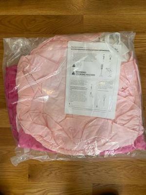 Hot Pink Home Decore ** Excellent Condition ** 2