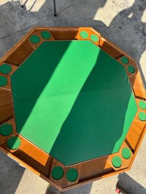 Poker table & 500 piece chip set 3