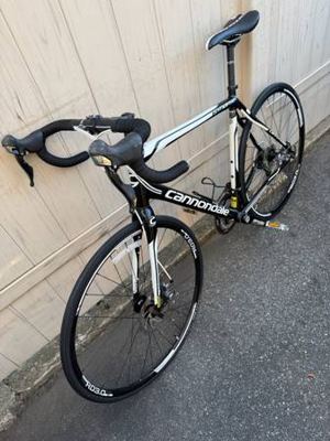 Cannondale Synapse Disc road bike(56cm) 3