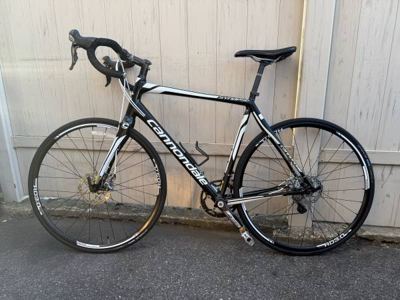 Cannondale Synapse Disc road bike(56cm) 1
