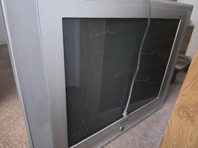 FREE - CRT Samsung 31" TV 1