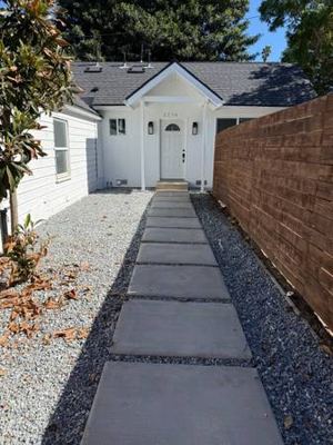 3 bedroom /2.5 bath house 1