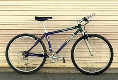 Trek 930 Singletrack Mountain Bike - Steel - RockShox - 21-Speed 1