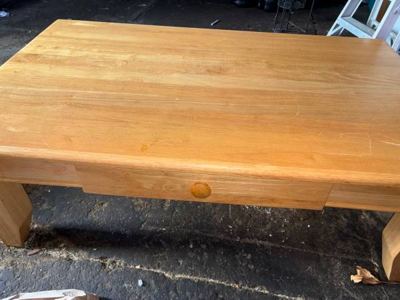 Real blonde wood heavy coffee table with drawer 2