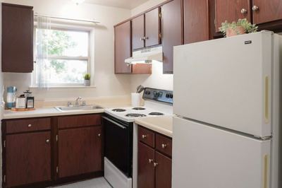 1 BR for rent — 3089 Woodland Hills Dr, Ann Arbor 8