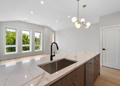 3 BR for rent — 5008 S Prairie Ave #1, Chicago 2