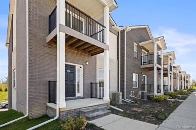 2 BR for rent — 3209 Lohr Rd, Ann Arbor 1