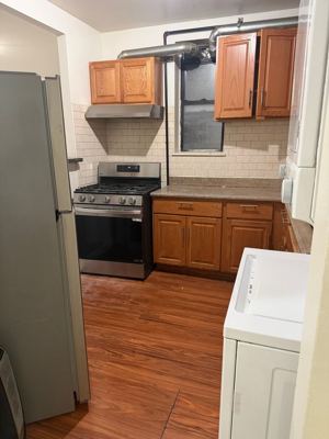 3 BR for rent — 1624 University Ave #2A, Bronx 2