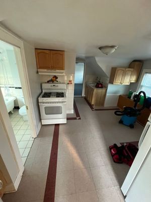 2 BR for rent — 5520 S Sayre Ave #2, Chicago 3