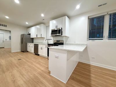 2 BR for rent — 3014 W Fullerton Ave #B, Chicago 4