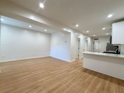2 BR for rent — 3014 W Fullerton Ave #B, Chicago 5