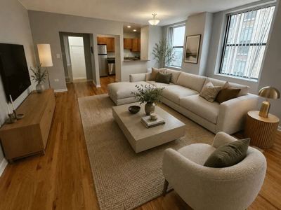 1 BR for rent — 4607-13 N Sheridan Rd, Chicago 3