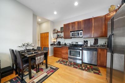 1 BR for rent — 811 W Eastwood Ave, Chicago 5