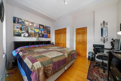 1 BR for rent — 811 W Eastwood Ave, Chicago 4