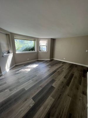 1 BR for rent — 5718 N Mozart St #Basement, Chicago 8