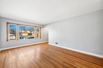 3 BR for rent — 5861 N Nagle Ave #1, Chicago 3