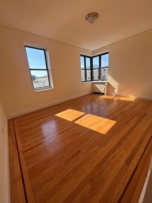 2 BR for rent — 95 W 195th St APT 6B, Bronx 2