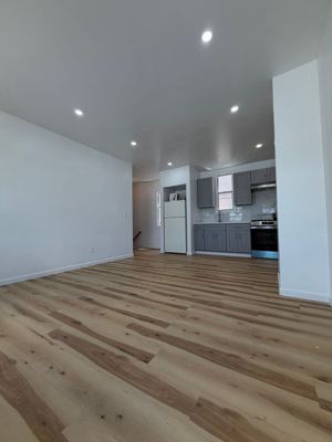 3 BR for rent — 13-28 131st St #2, College Pt 4