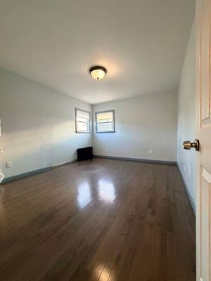 3 BR for rent — 5-20 124th St #2F, College Pt 5