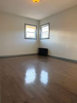 3 BR for rent — 5-20 124th St #2F, College Pt 3
