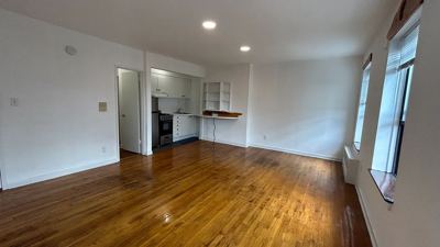Studio for rent — 21 W 129th St APT 5A, New York 3