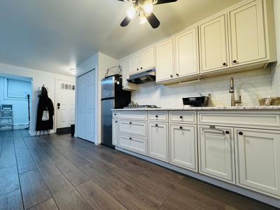1 BR for rent — 21-21 38th St #1, Astoria 1
