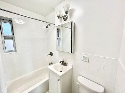 1 BR for rent — 3447 90th St APT J61, Jackson Heights 5