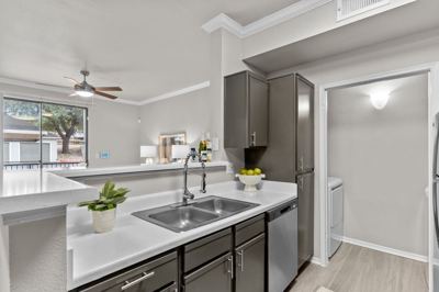 1 BR for rent — 12113 Metric Blvd, Austin 8