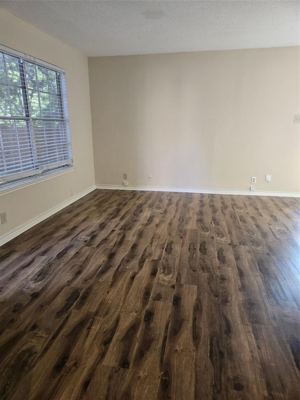 2 BR for rent — 1207 Southport Dr APT 108, Austin 4