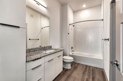 Studio for rent — 1700 Willow Creek Dr, Austin 6