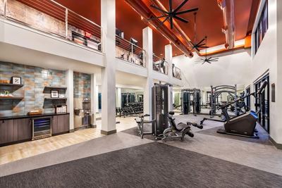 Studio for rent — 9100 Metric Blvd, Austin 3