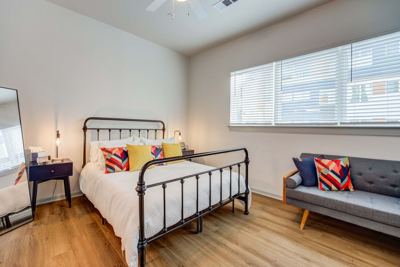 Studio for rent — 2921 E 17th St, Austin 7