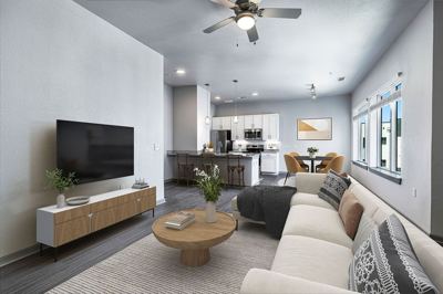 Studio for rent — 2921 E 17th St, Austin 3