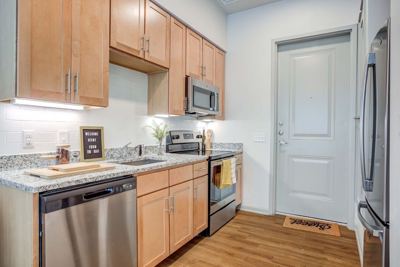 Studio for rent — 2921 E 17th St, Austin 2