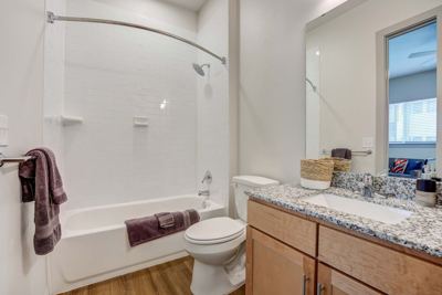 Studio for rent — 2921 E 17th St, Austin 6