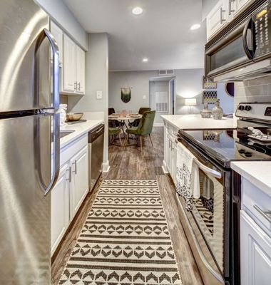 Studio for rent — 3816 S Lamar Blvd, Austin 6