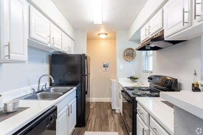 Studio for rent — 3816 S Lamar Blvd, Austin 4