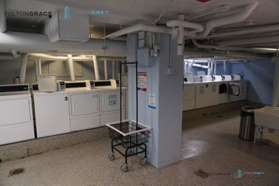 Studio for rent — 422-24 W Melrose St, Chicago 1